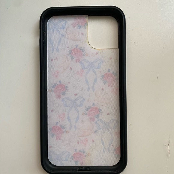 Wildflower iphone 11 case - Picture 3 of 3